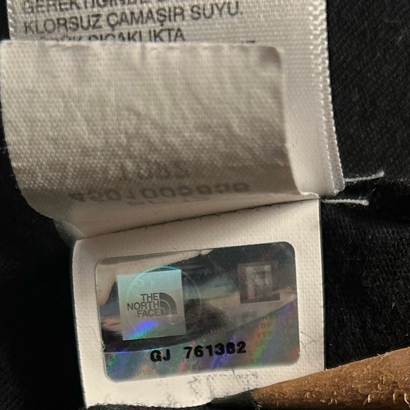 Authentic Rare Vintage The North Face T Shirt/Graphic Tee branded sportswear - Picture 6 of 8